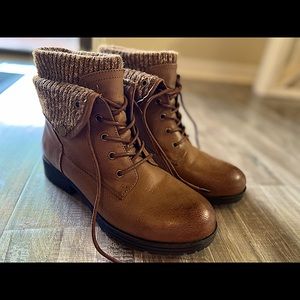 Jessica Cline Boots Fall Winter Boots (Brand New)